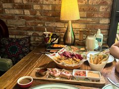 -Famous肥猫墨西哥音乐餐吧(五棵松华熙LIVE店)