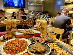 -记忆串城·东北烧烤·小龙虾·大型团建(南油店)