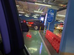 -合生汇购物中心-停车场