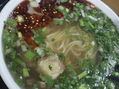 -陇上全荟兰州传统牛肉面(延吉路店)