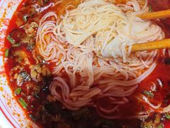 -杨婆鱼粉(骆仙路店)