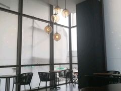 靠窗位-星巴克臻选(成都东方新希望天祥店)