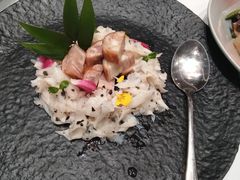 -彩云天云南餐厅