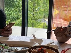 -上海虹桥西郊假日酒店