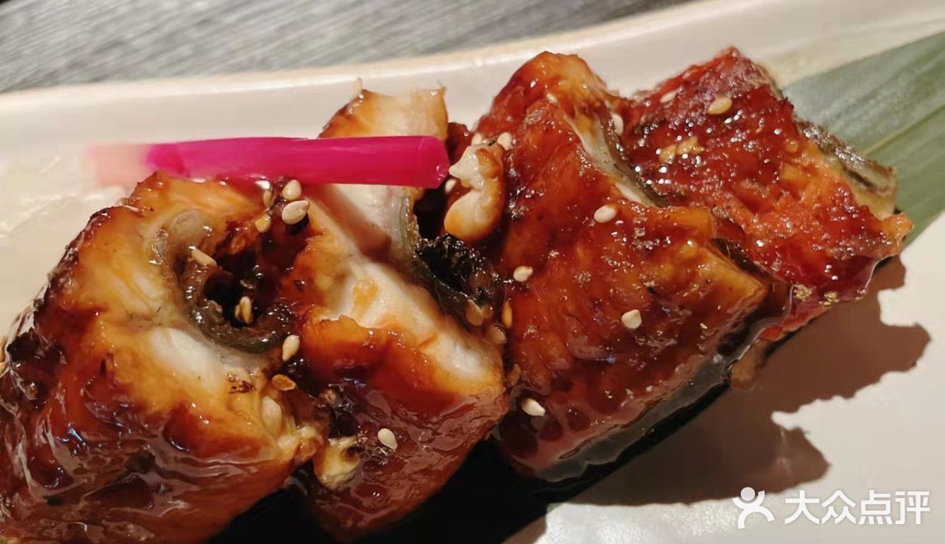 来这里真的是可以实现自助高级料理，没有限制，扶墙回家