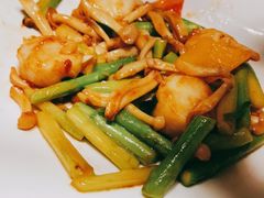 -尚一汤·粤菜海鲜(环球港店)