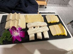 云南豆腐拼盘-小街猪手(团结湖店)