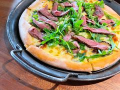 黑松露菌菇牛肉薄脆披萨-West10 西拾·西餐厅·创意菜(未来科技城店)