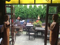 -Dash Teak House