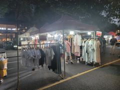 -吴山路夜市