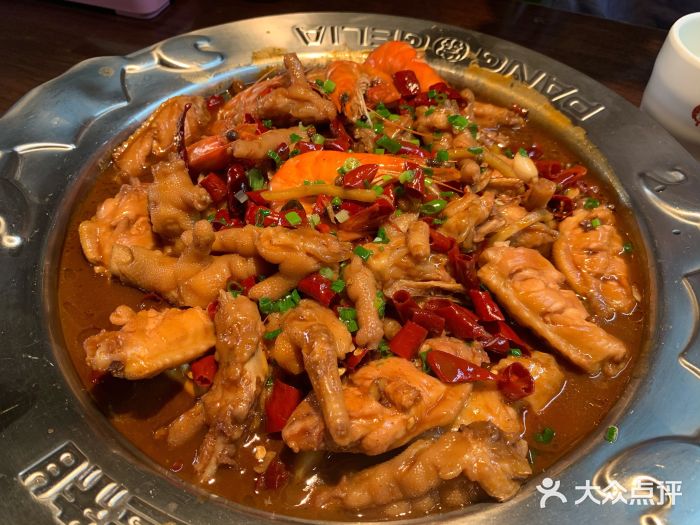胖哥俩肉蟹煲(学林街店)鸡翅煲图片