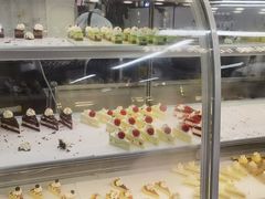 -四囍码头海鲜烧烤自助火锅(外滩南京东路悦荟广场店)