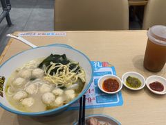 -灵芝妹子海鲜米线(凯德和平广场店)