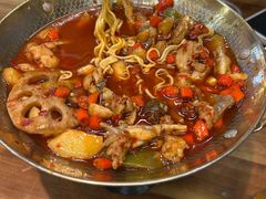 -老闵田螺馆·南昌市井菜·特色小吃(总店)