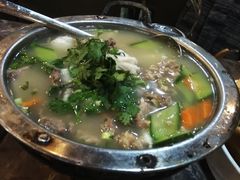 -小山东羊肉汤馆(同济新村店)