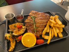 -灵意咖啡·西班牙美食(汕头金平万达广场店)
