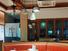 -蜜桃餐厅·伴山(湖滨商业街店)