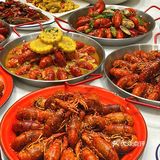 我宣布！这个龙虾季我为疯狂小弟而疯狂！