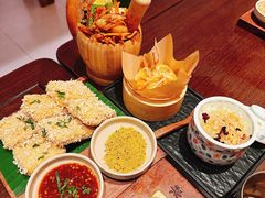 -银米·云南传统过桥米线(双廊黑金冠店)