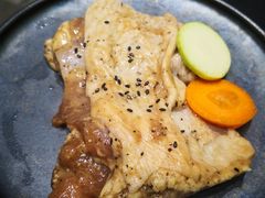 -山野的朋友露营炭火烤肉