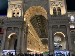 -埃马努埃莱二世拱廊