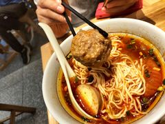 -呼啦面馆·头牌豌杂面(珠江国际B区店)