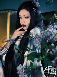 点击看大图 -持熹光年写真体验馆
