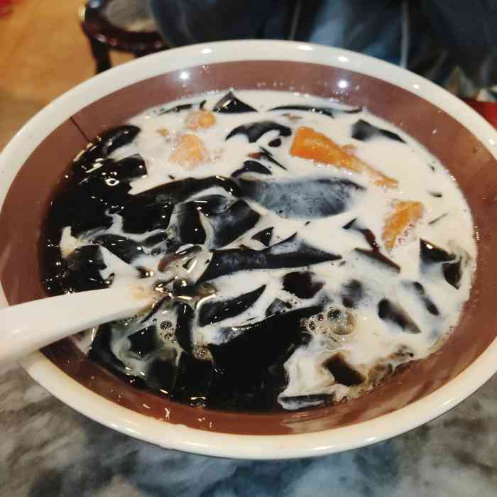 黄志强凉茶(新围旺棠工业区店)-"朋友看到网评说这家店的糖水实惠好吃