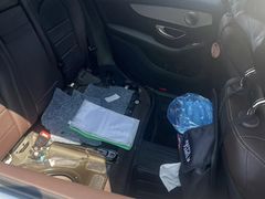 -上海星瀚奔驰4S店(红柳路店)