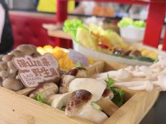 -廖掌柜·重庆鲜货火锅(上海首店)