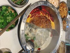 -憨铁匠老火锅(龙岗万科里店)