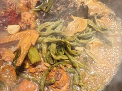 -万里闯关东铁锅炖菜馆(高新旗舰店)