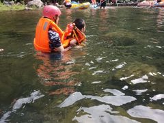 -安吉龙王山峡谷漂流