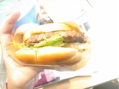 -麦当劳(长兴路万达店)