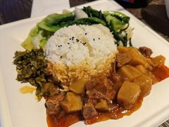 -盒马鲜生(莱蒙都会店)