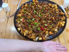 -老周炒拨拉(甘州总店)