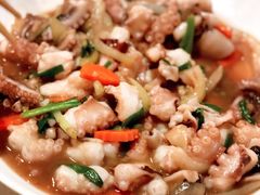 -班赞海鲜市场胖阿姨加工点