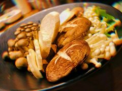 菌菇拼盘-炉小哥烤肉(朗悦公园茂店)