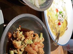 -蜜桃餐厅·伴山(湖滨商业街店)