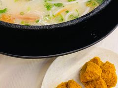 -飞虎过桥米线(翠湖店)