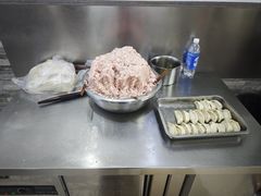 -黄阿姨锅贴大王(万航渡路店)