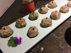 响声丸子-红九格老火锅(三峡广场店)