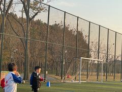 -Riverside河畔少儿足球培训(前滩店)