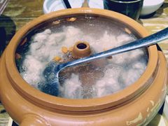 -云海肴·汽锅鸡·云南菜(天山百盛优客店)