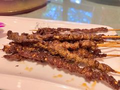 -香巴拉云南餐厅(华莱坞店)