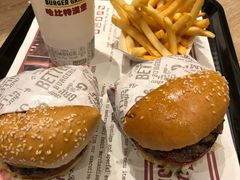 -The Habit Burger Grill 哈比特汉堡(爱琴海店)
