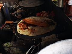 -正宗杂粮煎饼香软鸡蛋饼
