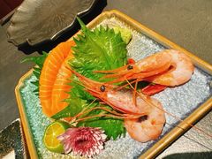 -铭牛烧肉·和牛海鲜自助(高新月牙湖店)