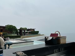 -瑰丽酒店·海吧·天际下午茶·现场DJ·天台酒吧