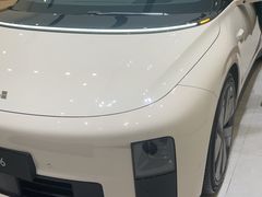 -理想汽车(世纪汇店)